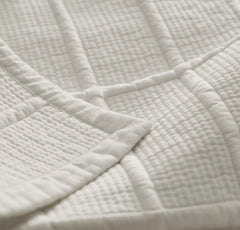 Signature Modern Grid Quilt - White