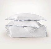 Signature Embellished Duvet Set - White/Hydrangea Curved Edge
