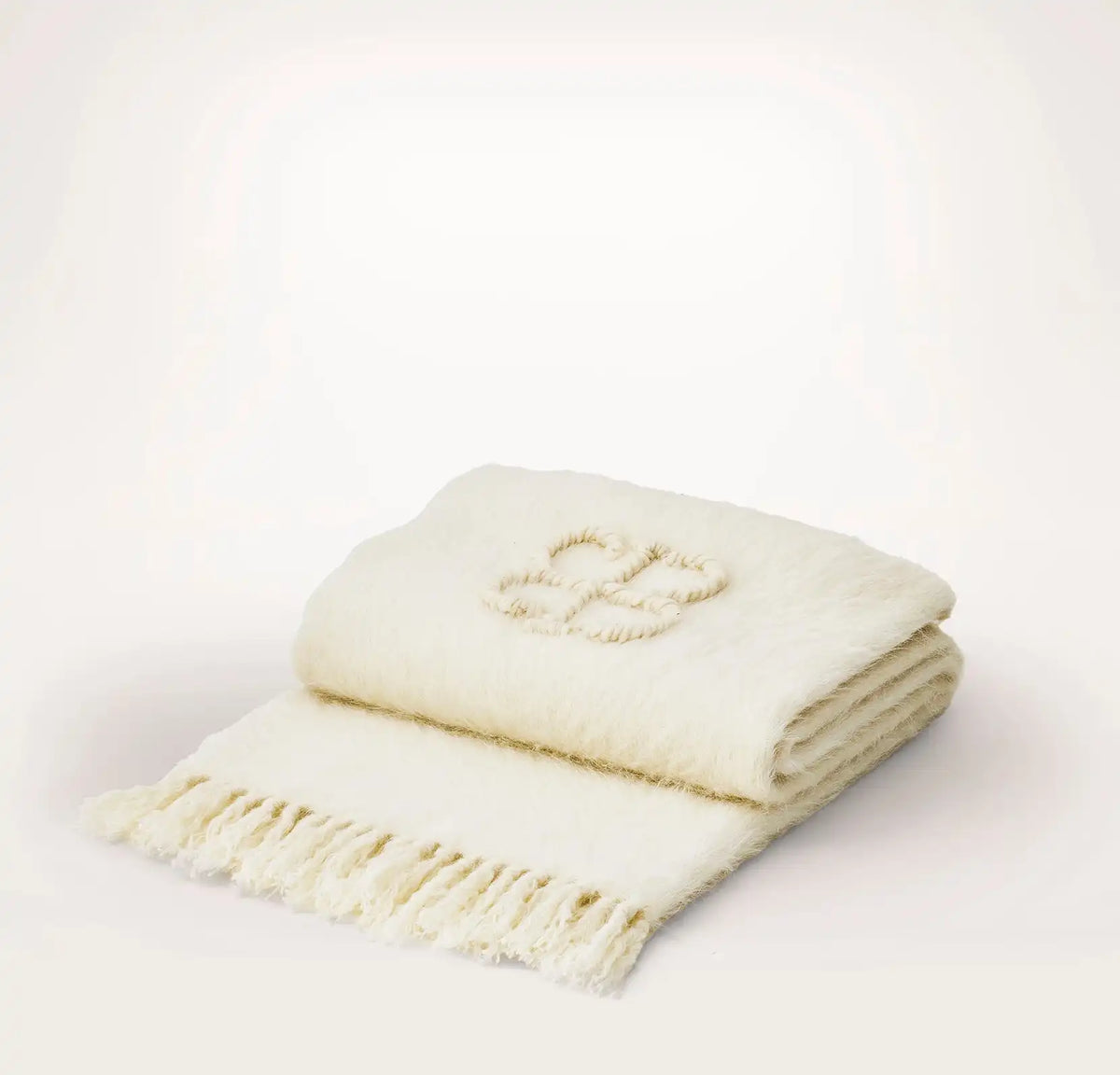 The Vérité Throw Blanket - Cream