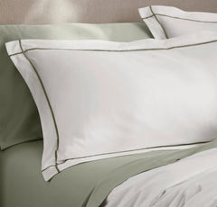 Signature Embellished Duvet Set - White/Juniper Embroidered