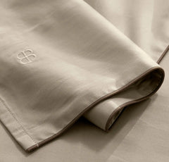 Signature Embellished Sheet Set - Oak/Walnut Piped Edge