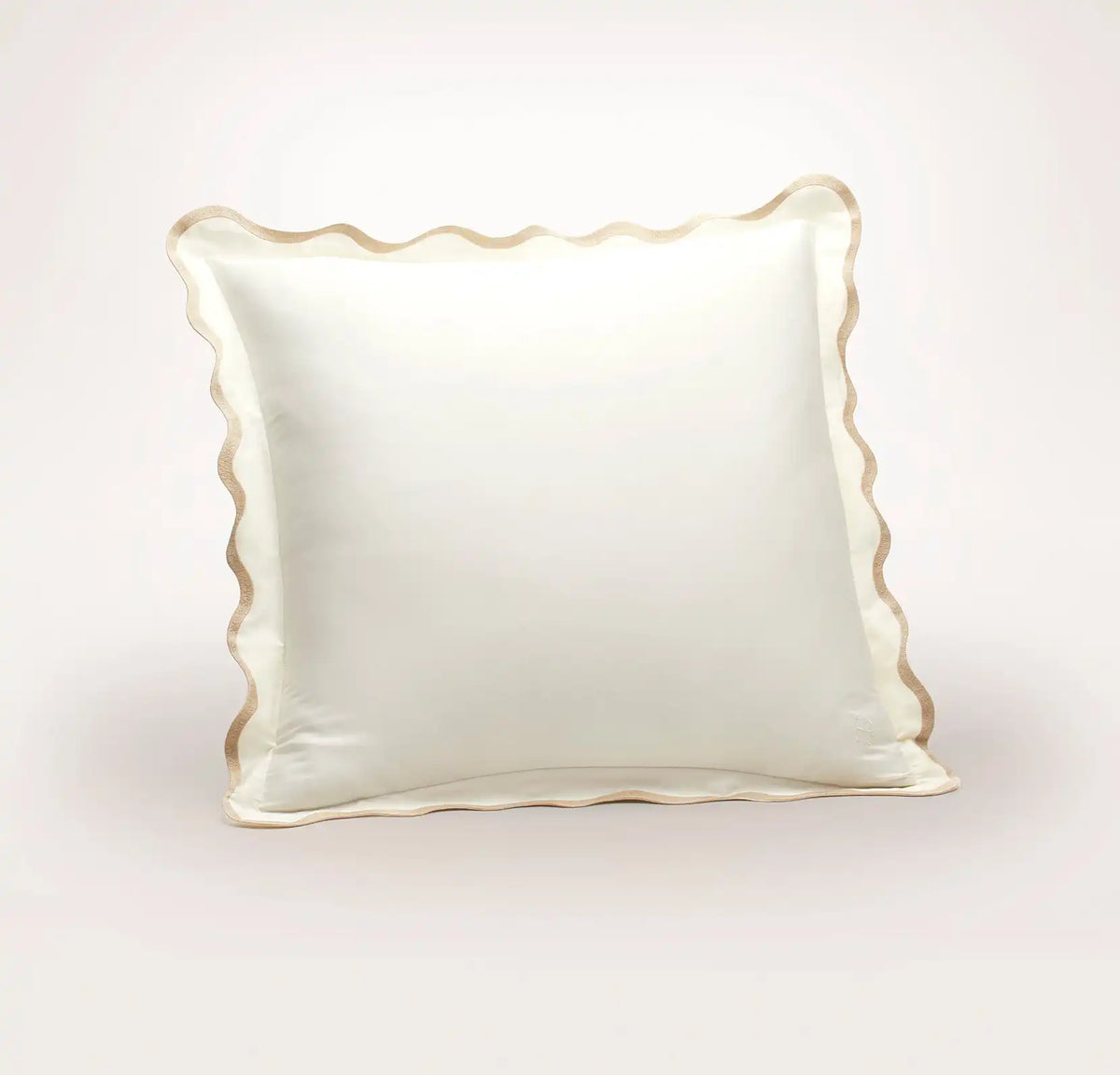 Percale Embellished Sham - Cream/Sand Curved Edge