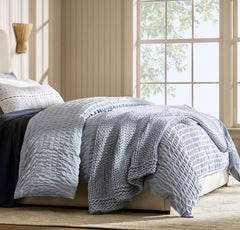 SuperLoop Throw Blanket - Hydrangea