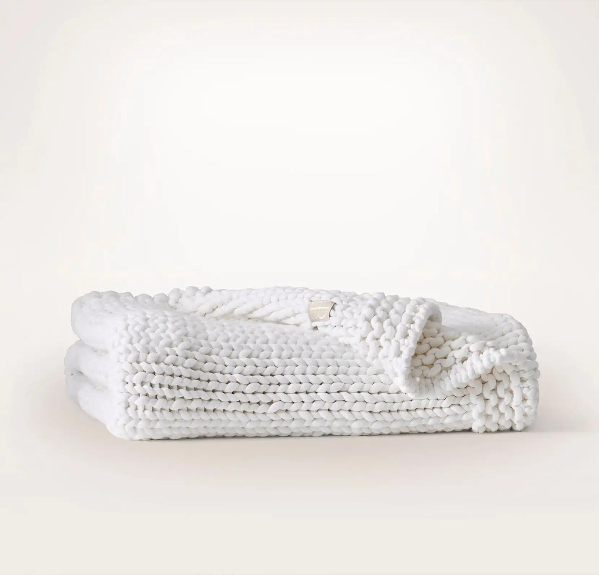 SuperLoop Throw Blanket - White